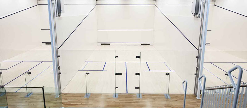 3 glass-back squash courts
